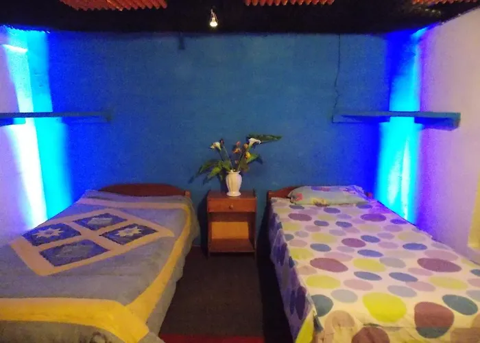 Pequeno Gran Host * Cuzco