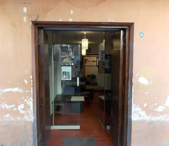 Pequeno Gran Host *